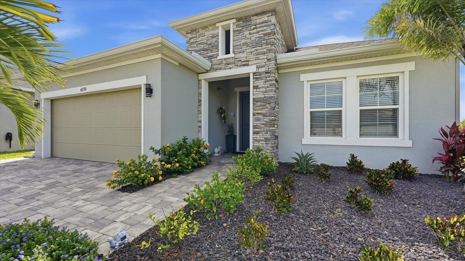 6230 ROADSTEAD COURT