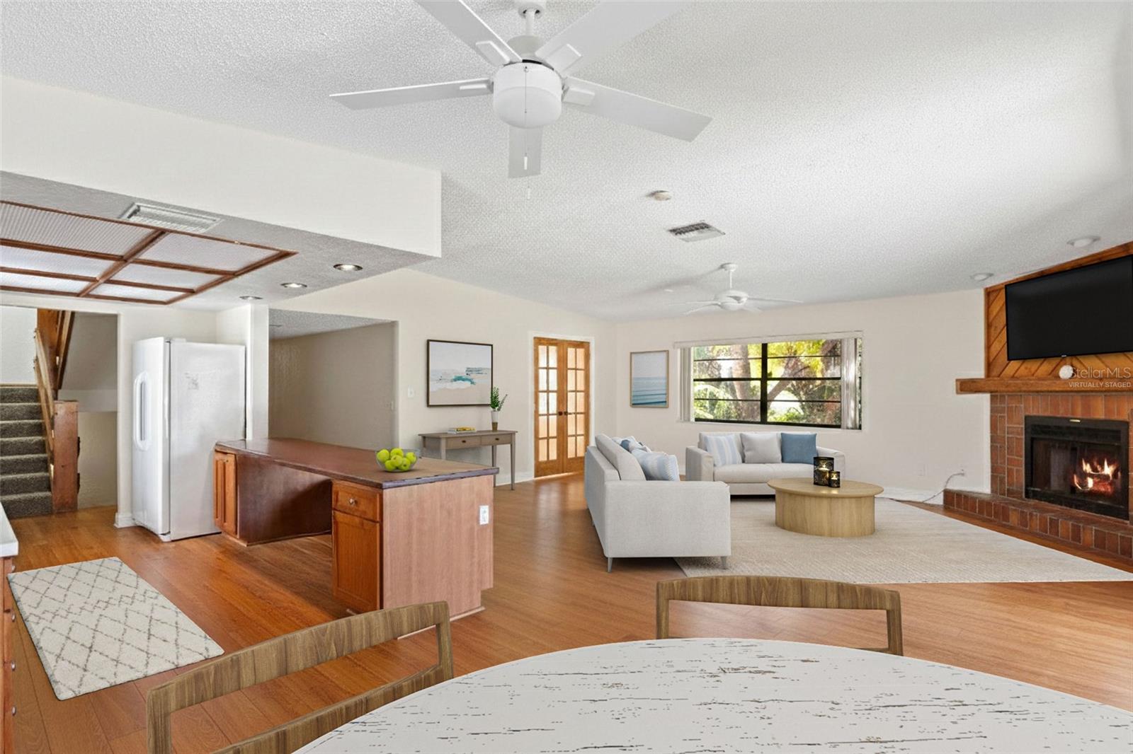 GEORGILAS SUB-REPLAT OF BLK 19 MANDALAY - Residential