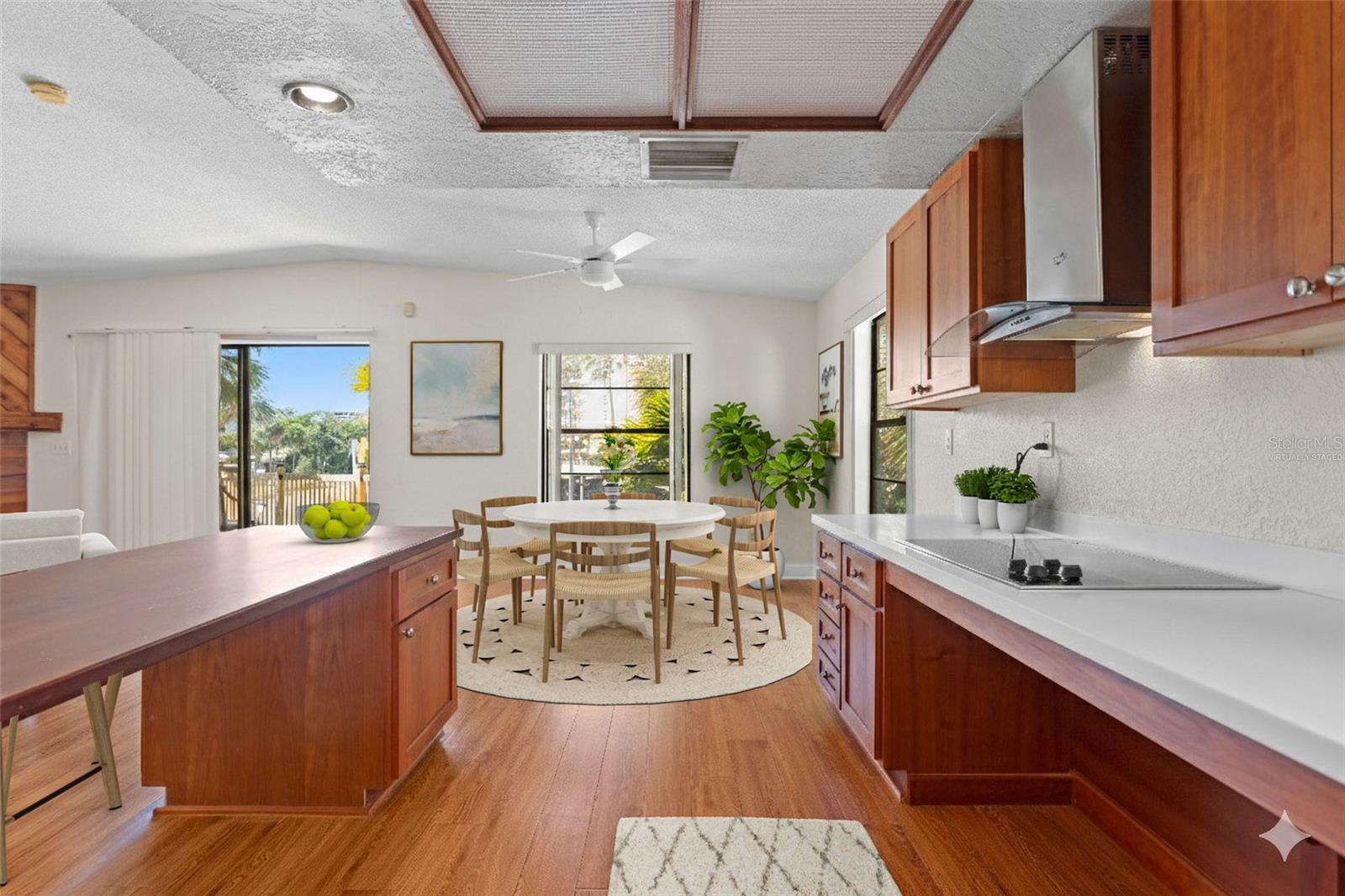 GEORGILAS SUB-REPLAT OF BLK 19 MANDALAY - Residential