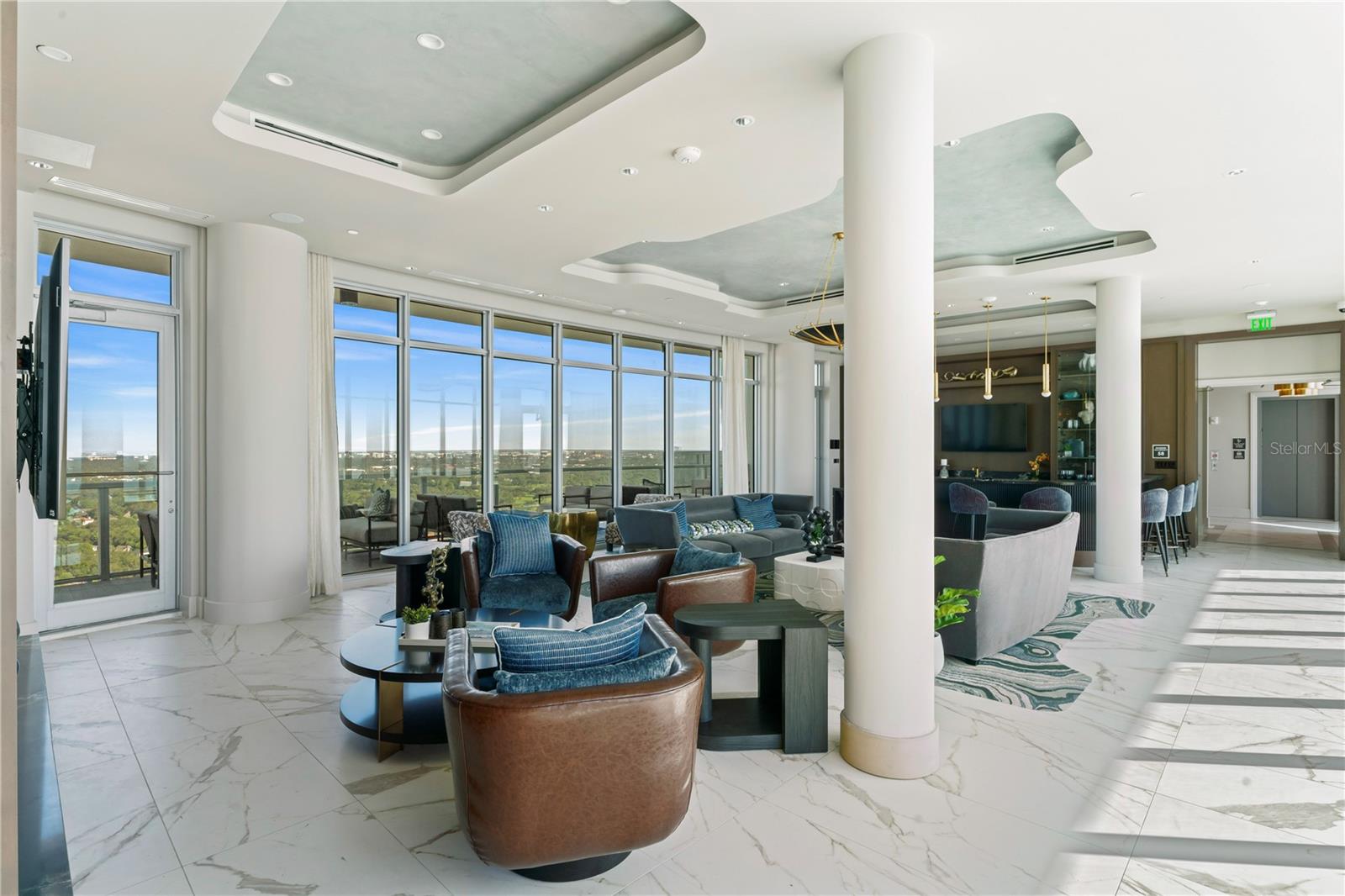 ALTURA BAYSHORE - Residential