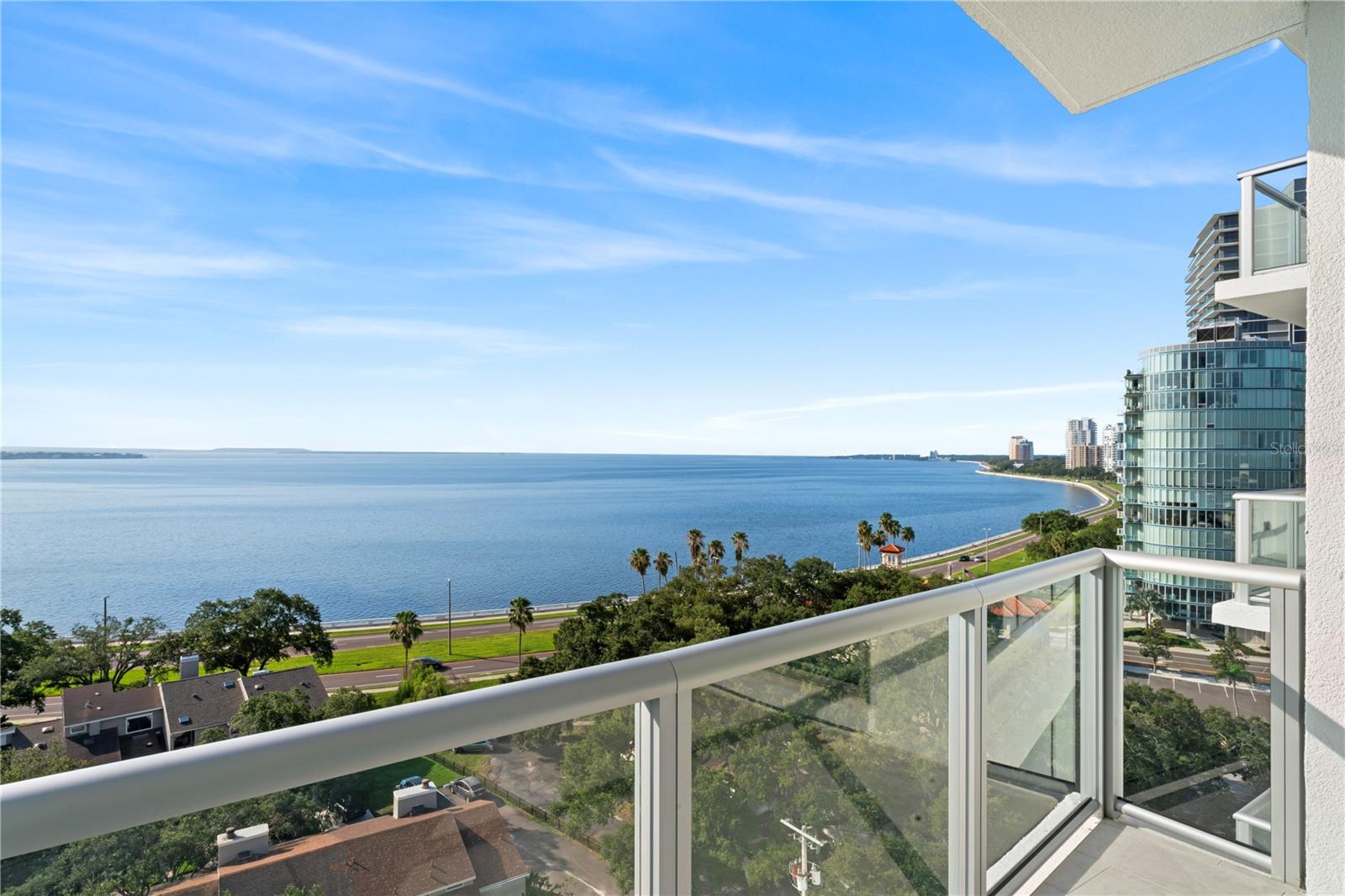 ALTURA BAYSHORE - Residential