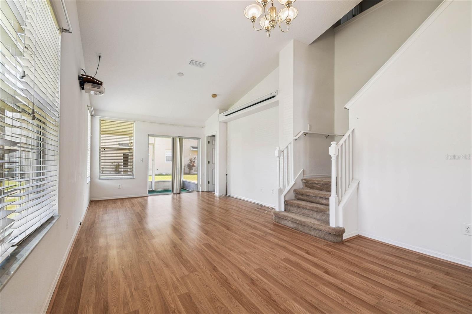 9931 CARLSDALE DRIVE