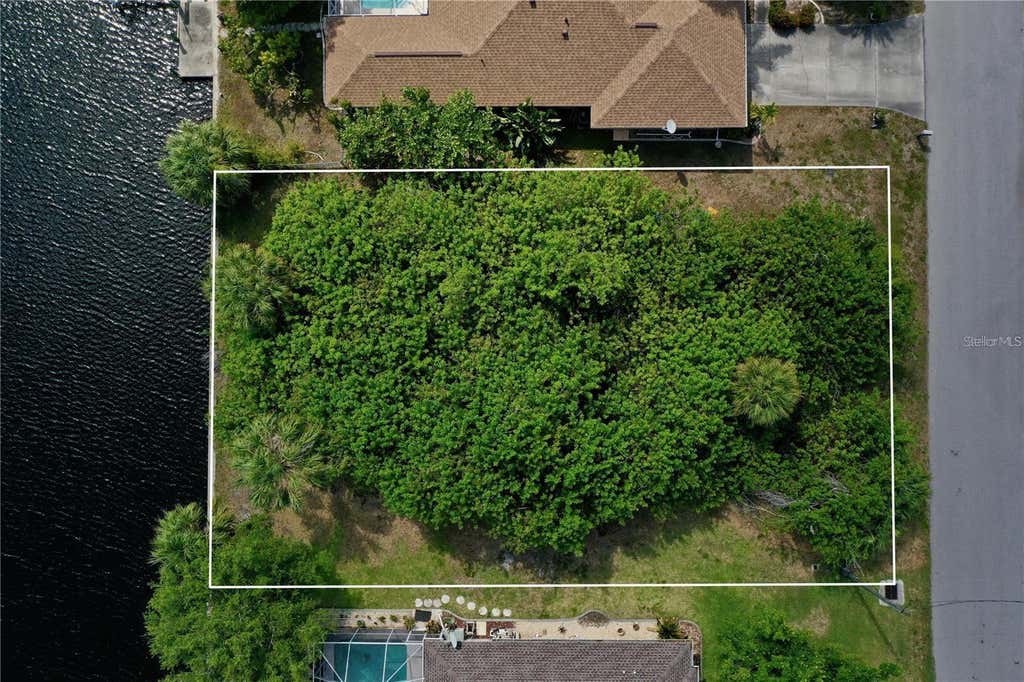 Photo of 17133 Canary Lane, Port Charlotte, FL 33948 (MLS # C7530036)