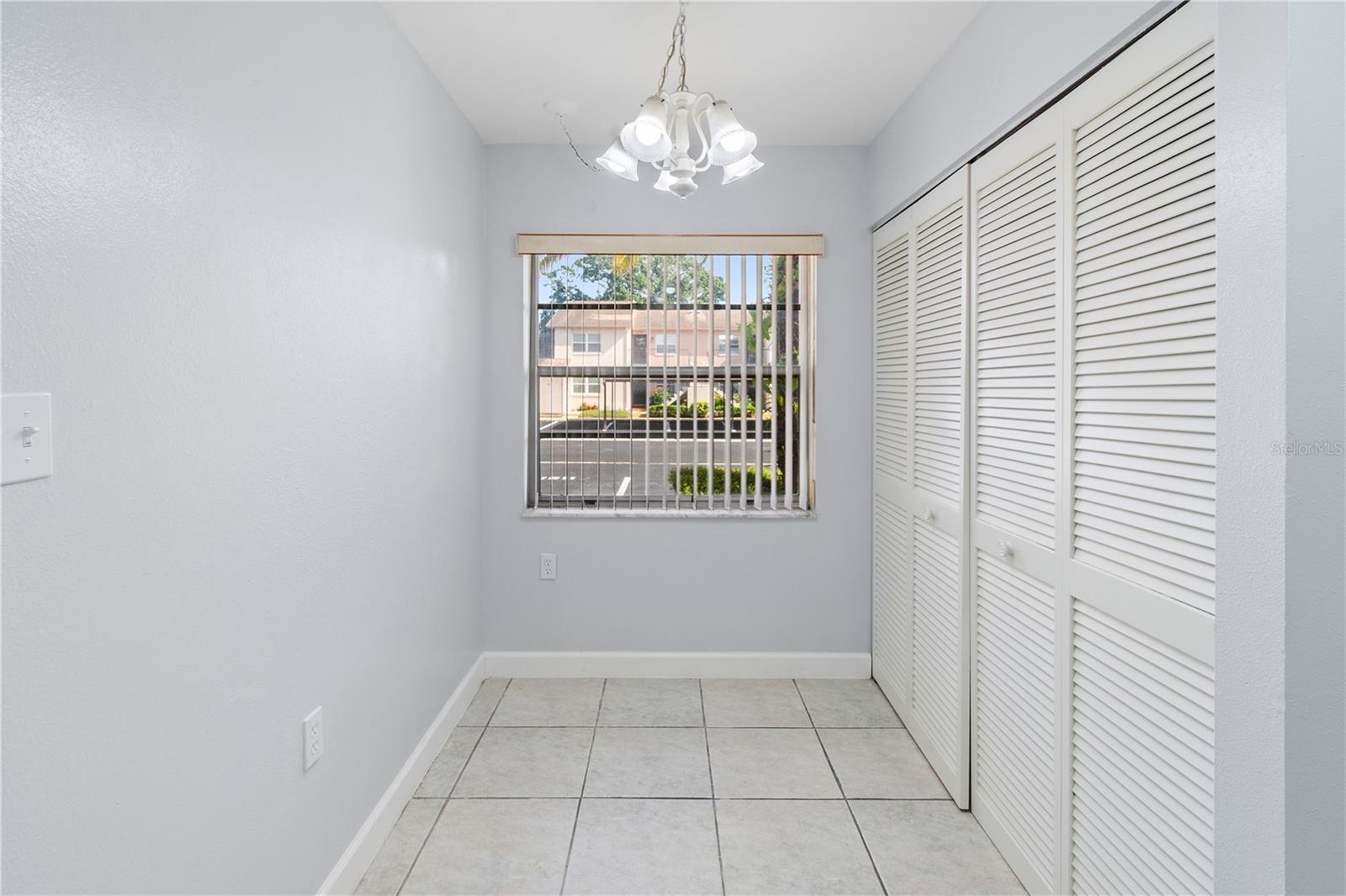 HOLIDAY LAKE VILLAS CONDO - Residential