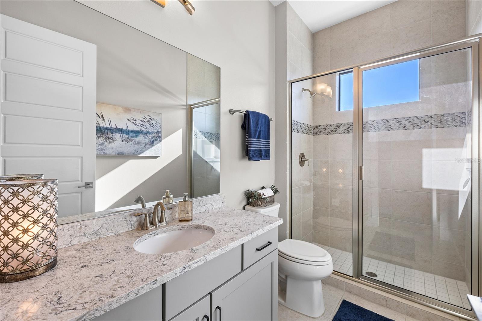 HEATHROW COUNTRY ESTATE - Residential