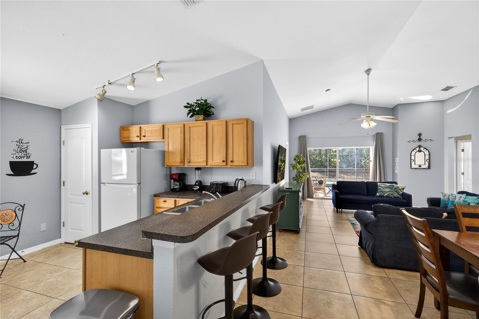 SANDY RIDGE - Residential