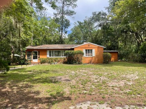 1305 NE 7TH TERRACE GAINESVILLE FL 32601