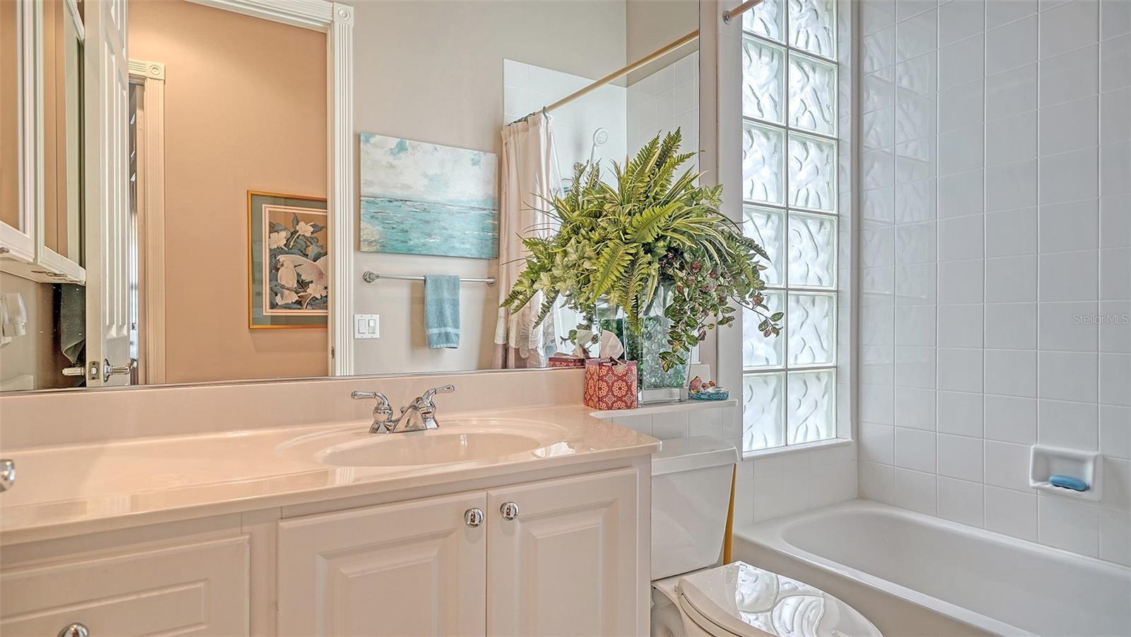 VILLAGEWALK - Residential