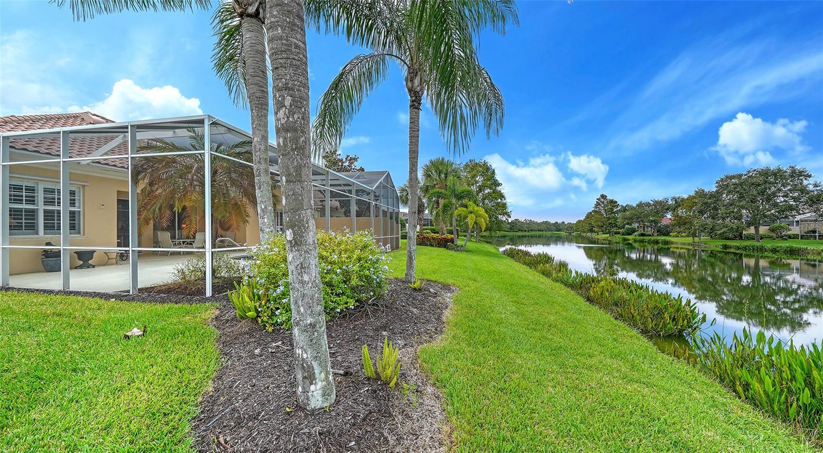 VILLAGEWALK - Residential