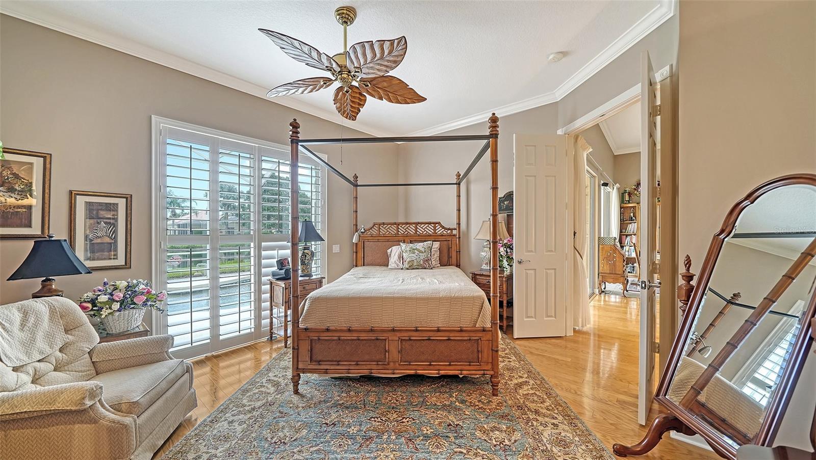 VILLAGEWALK - Residential