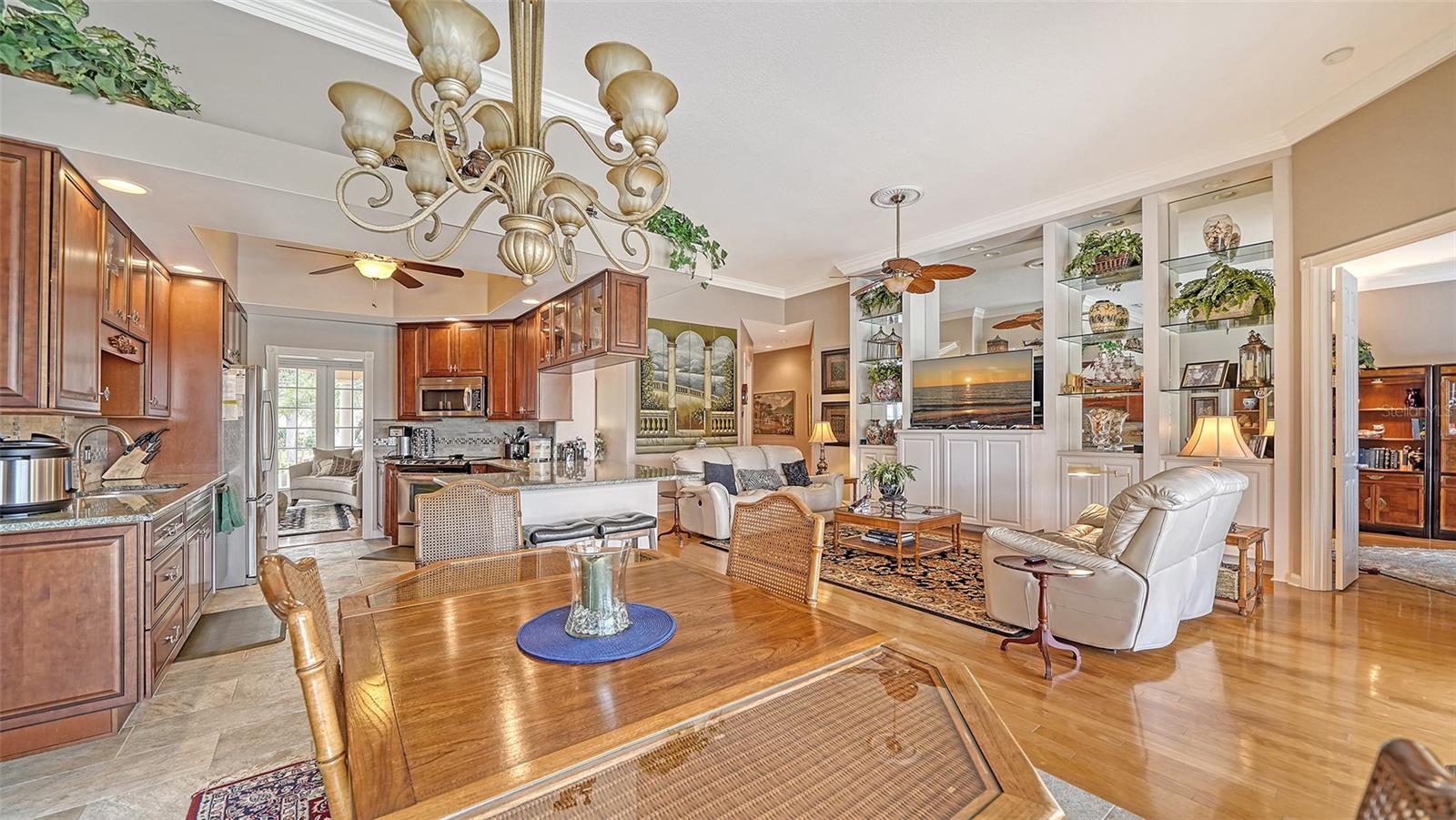 VILLAGEWALK - Residential