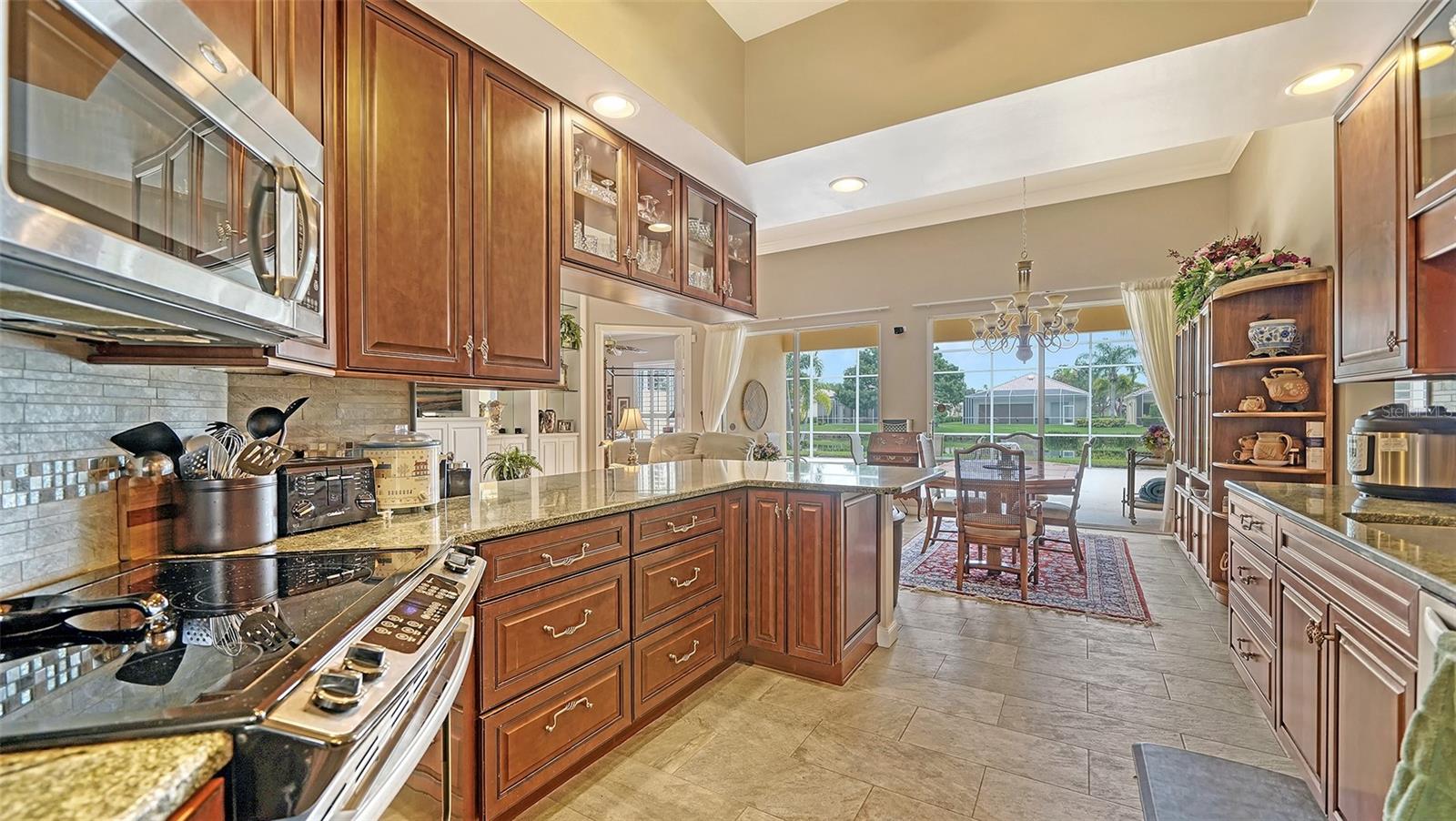 VILLAGEWALK - Residential