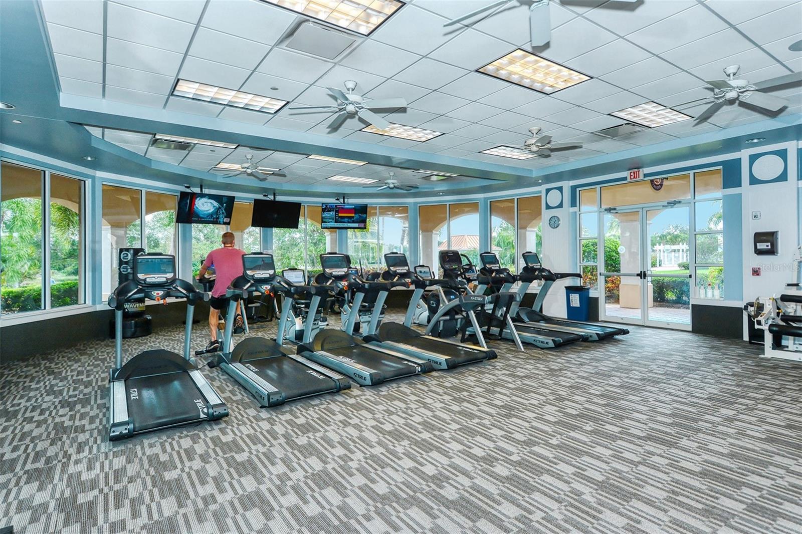 VILLAGEWALK - Residential