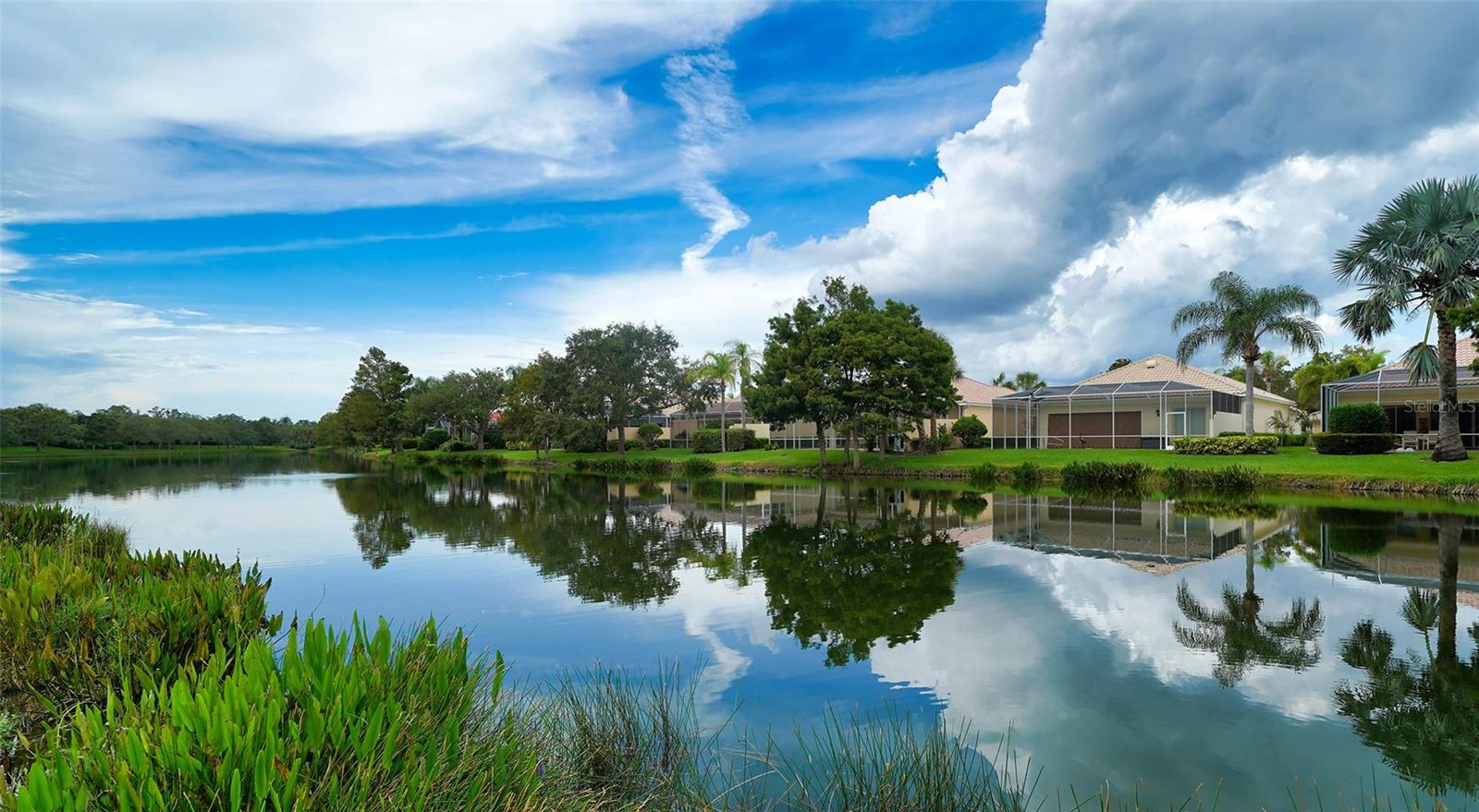 VILLAGEWALK - Residential