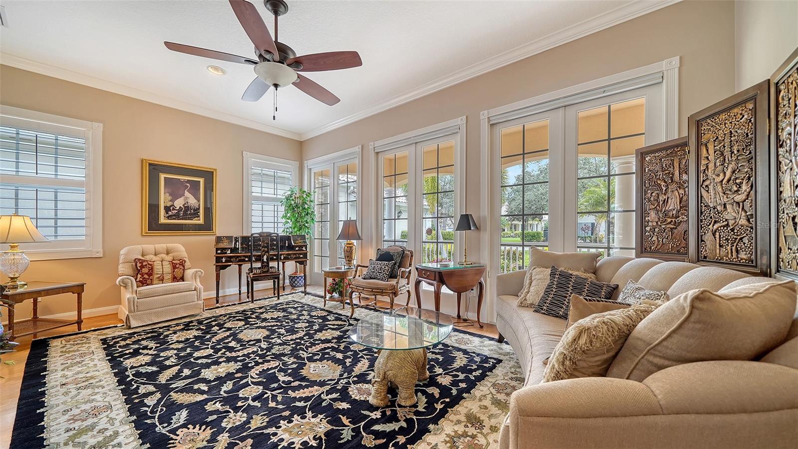 VILLAGEWALK - Residential