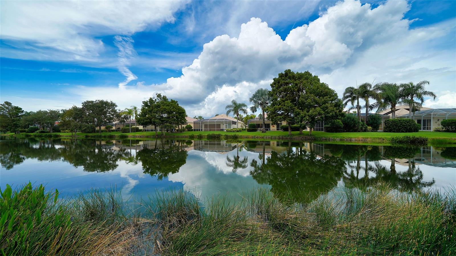 VILLAGEWALK - Residential