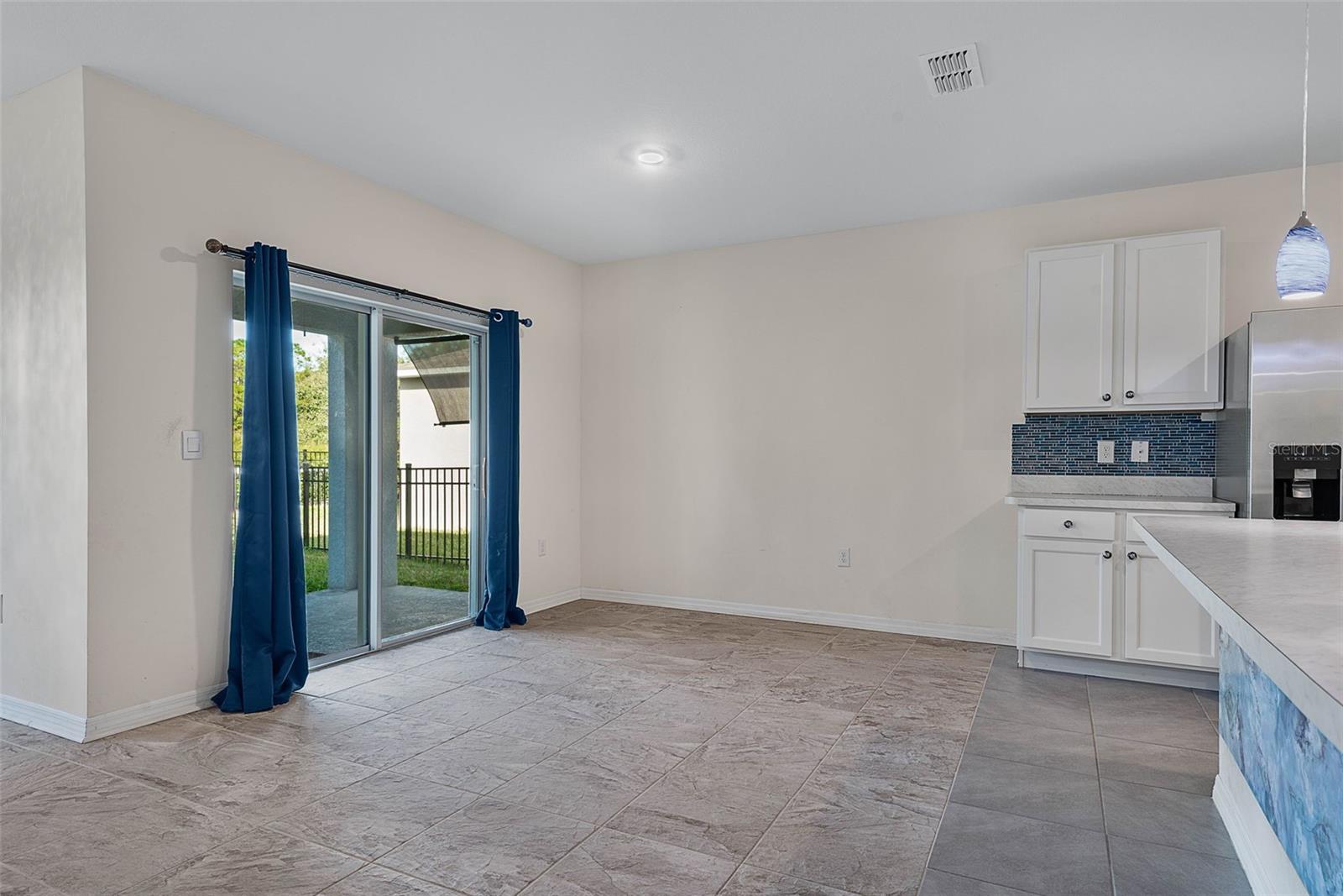 WOODBRIDGE LKS/EDGEWATER - Residential