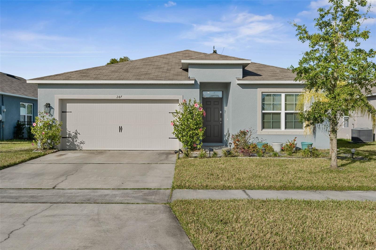 WOODBRIDGE LKS/EDGEWATER - Residential