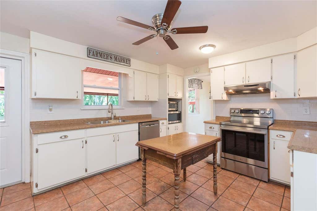 Photo of 8719 Handcart Road, Wesley Chapel, FL 33545 (MLS # TB8537594)