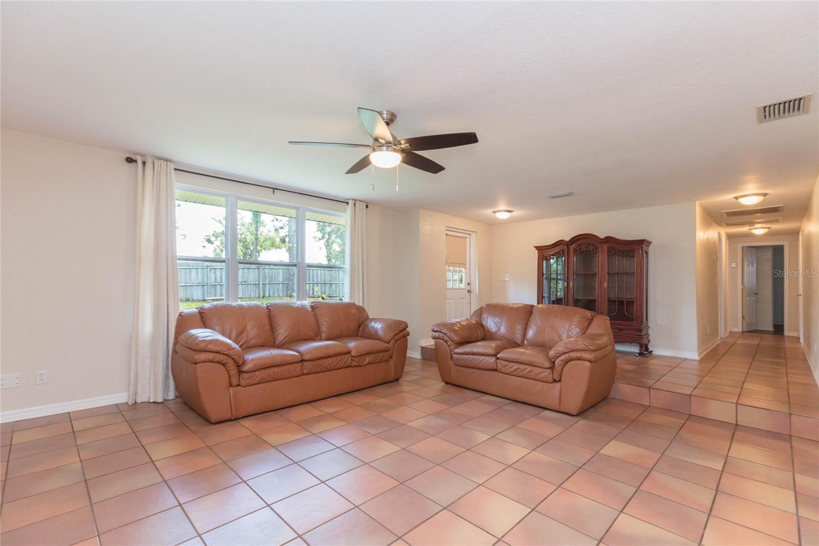 8719 HANDCART ROAD