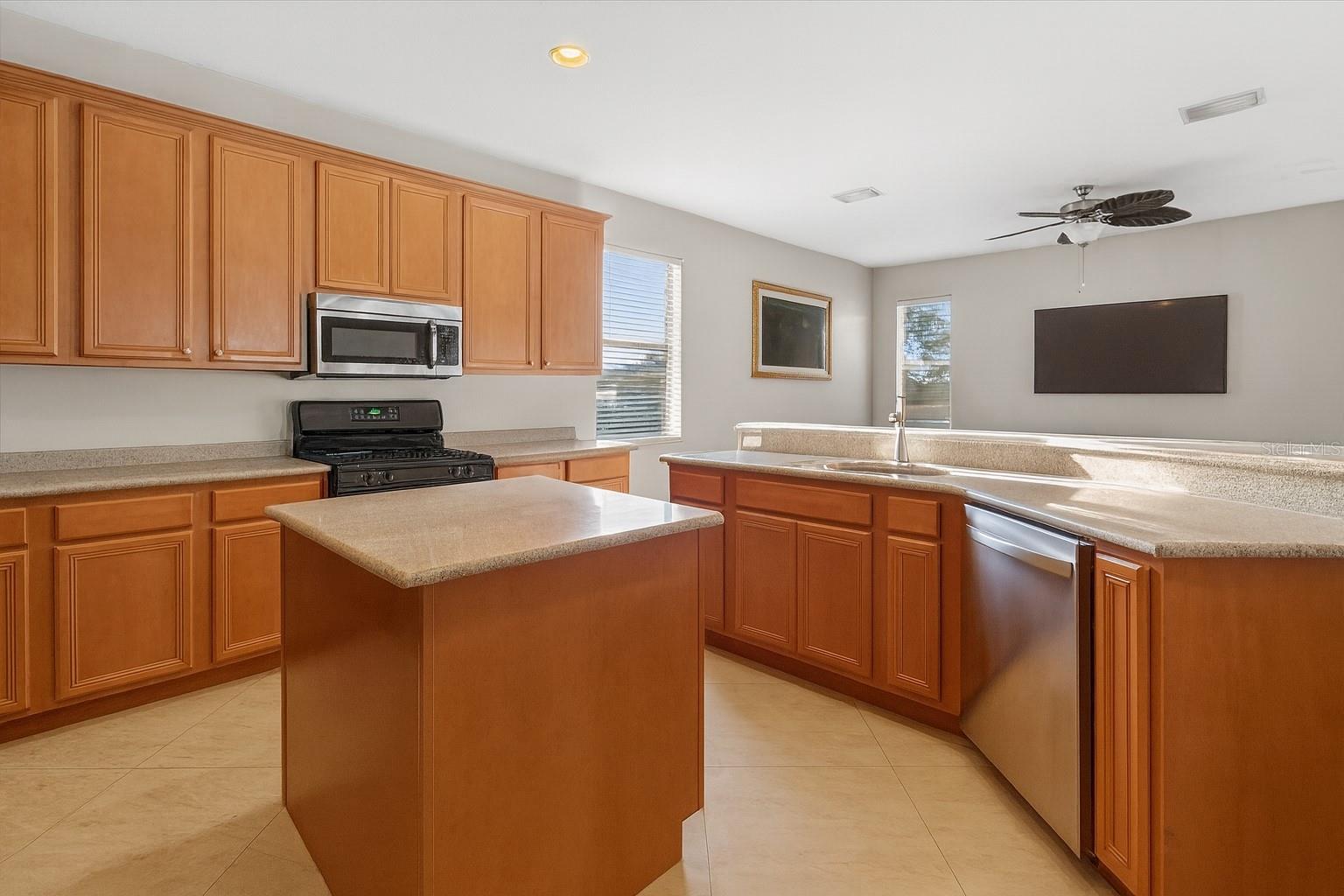 LIVE OAK PRESERVE PH 1B VILLAGE - Residential