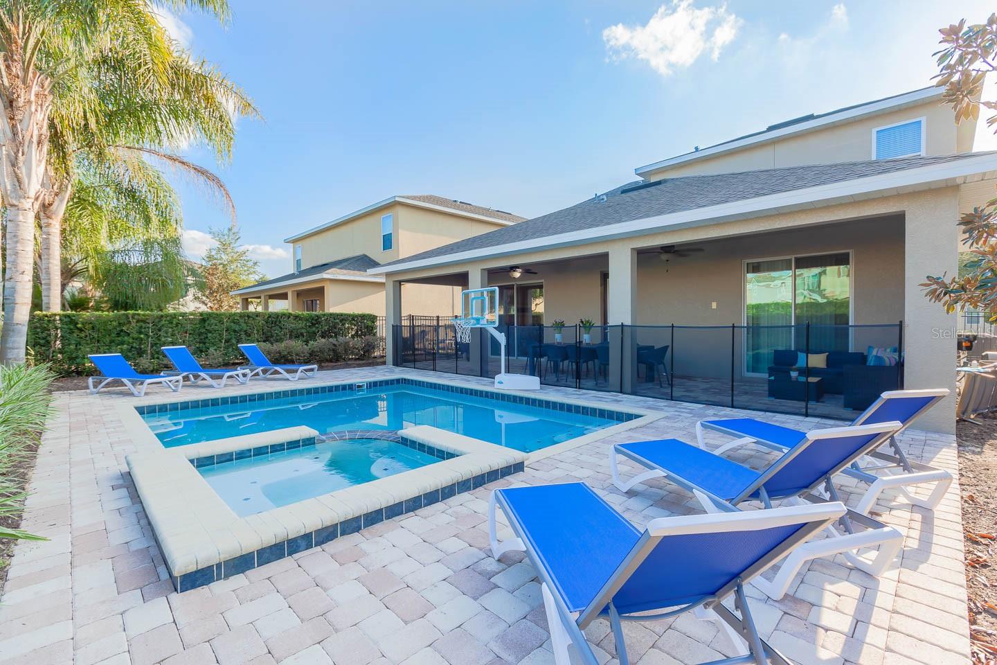 7625 BROOKHURST LANE