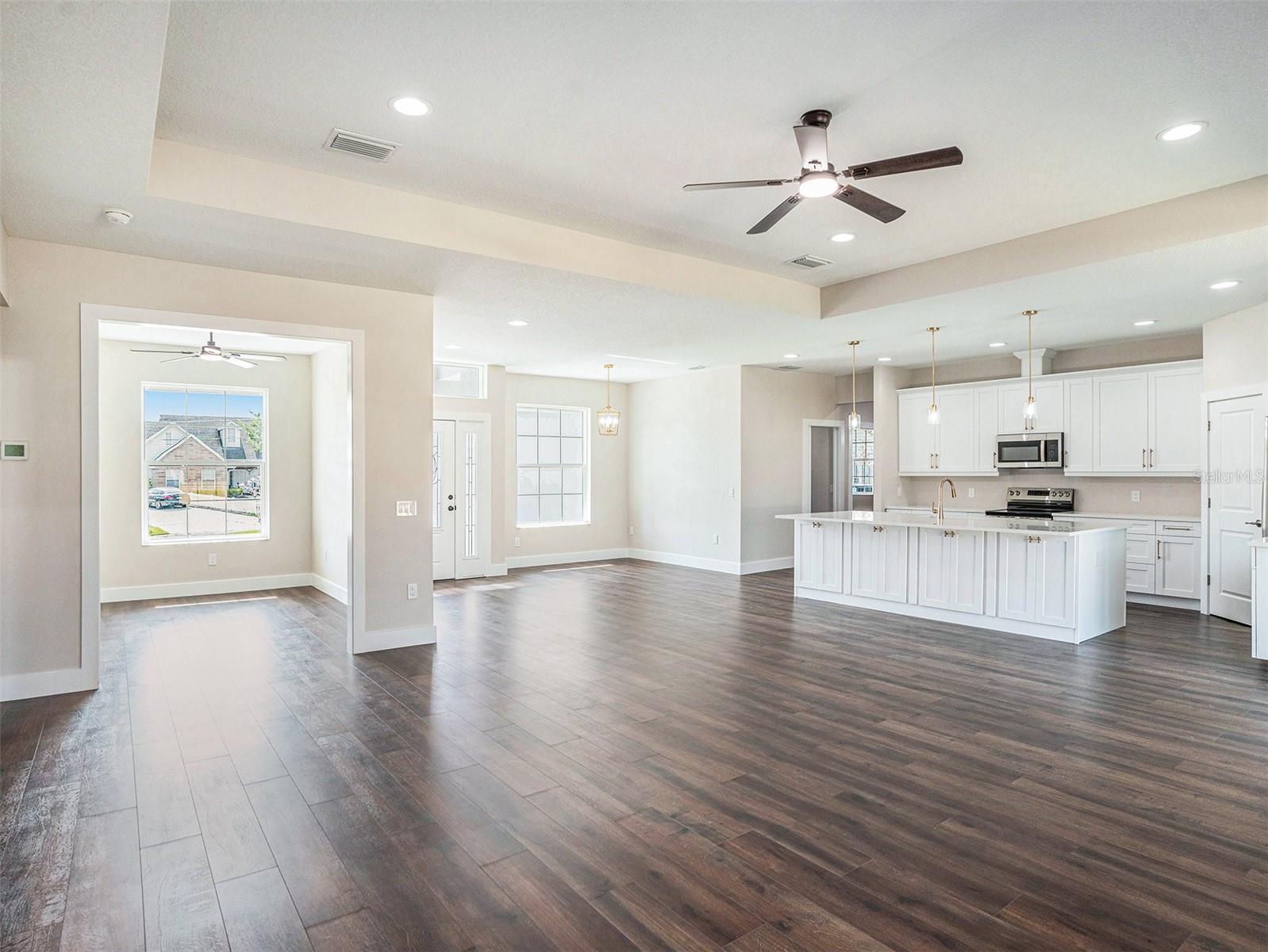 9416 BULLFROG COURT