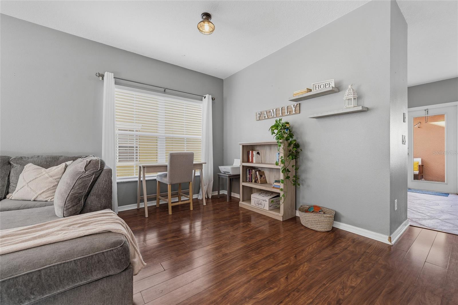 DANIELS LANDING A-J - Residential