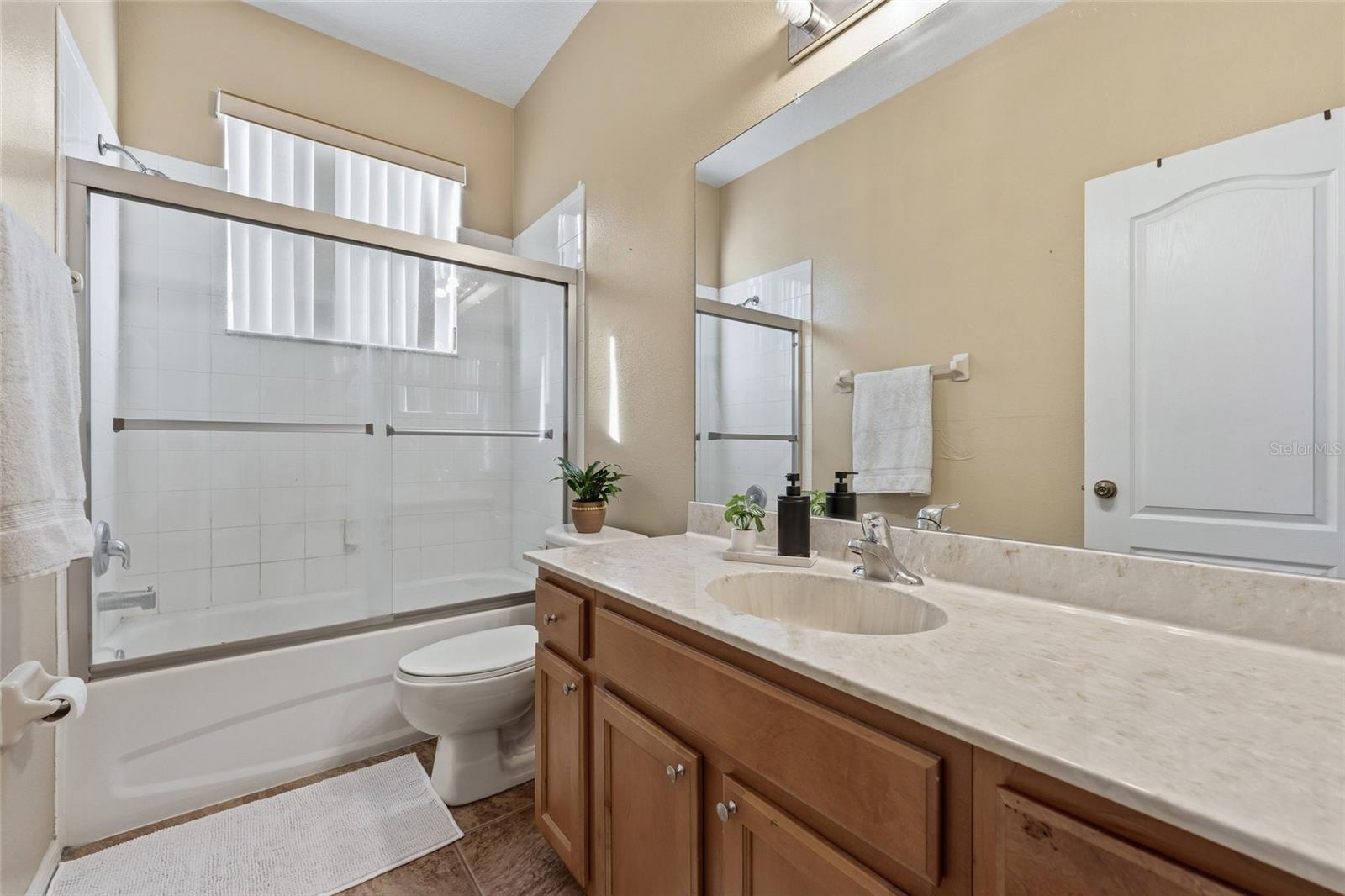 DANIELS LANDING A-J - Residential