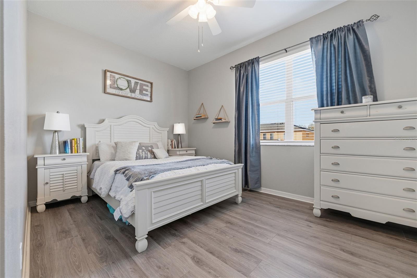 DANIELS LANDING A-J - Residential