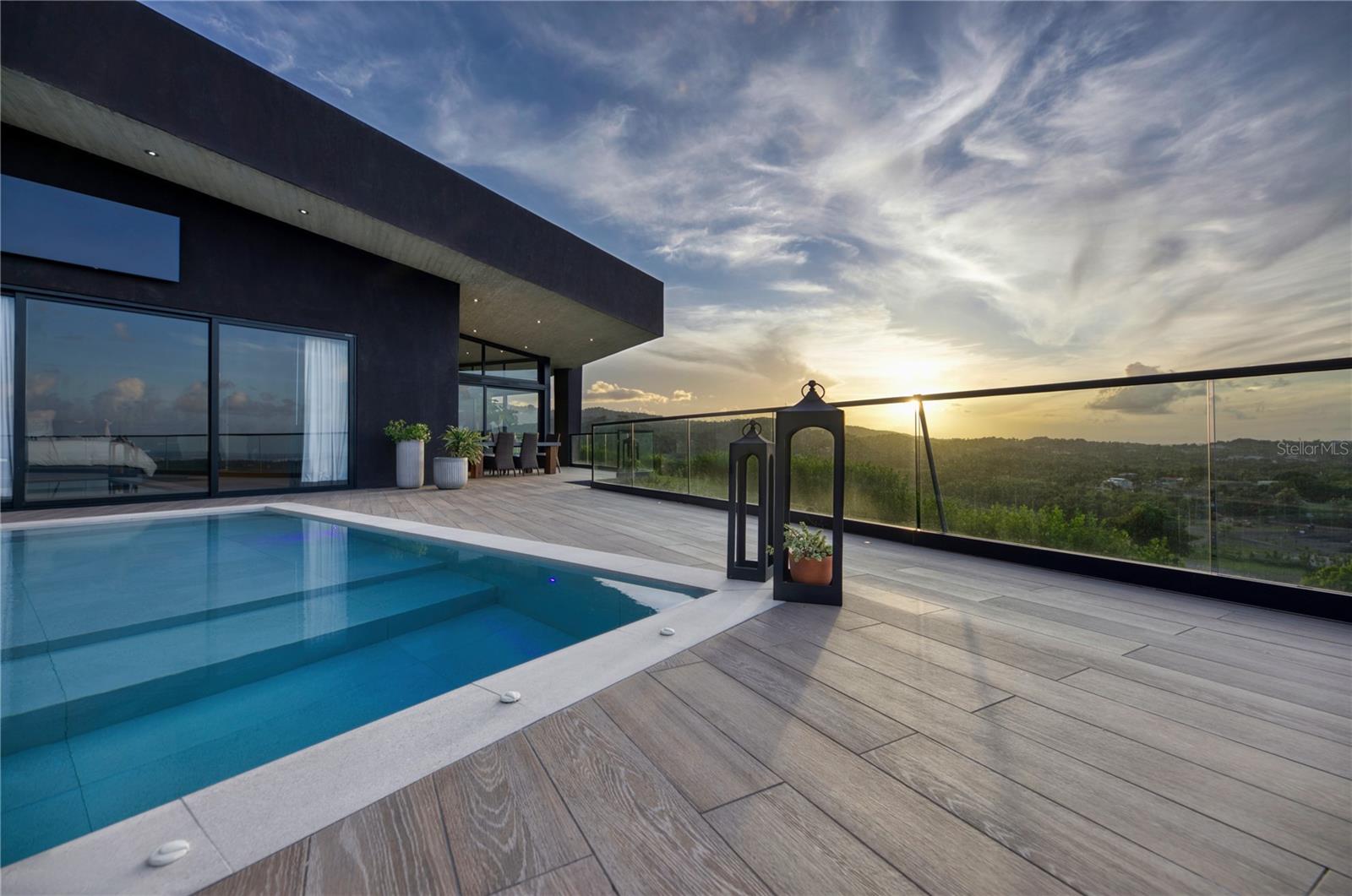 MAMEYES - Residential