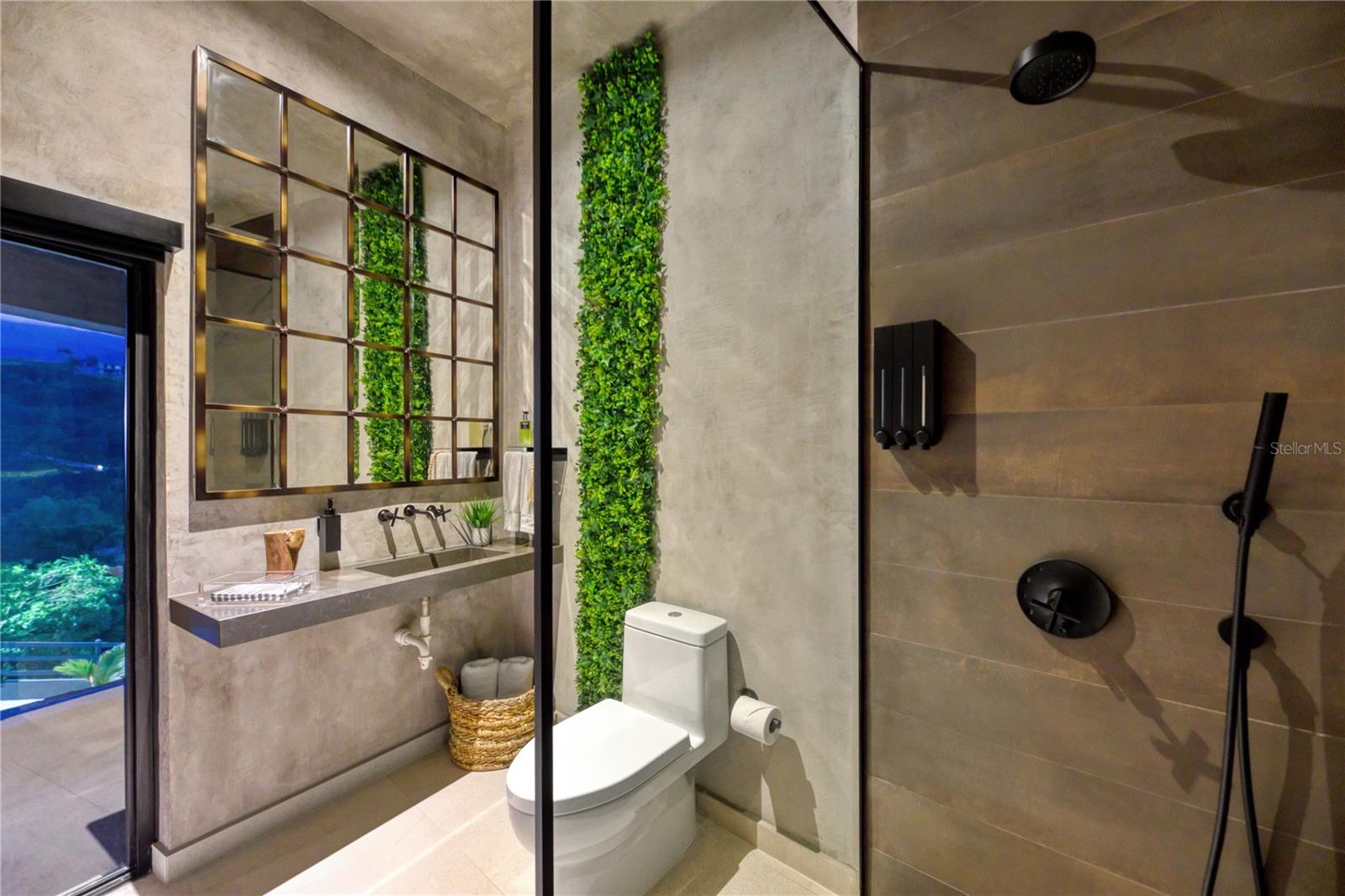 MAMEYES - Residential