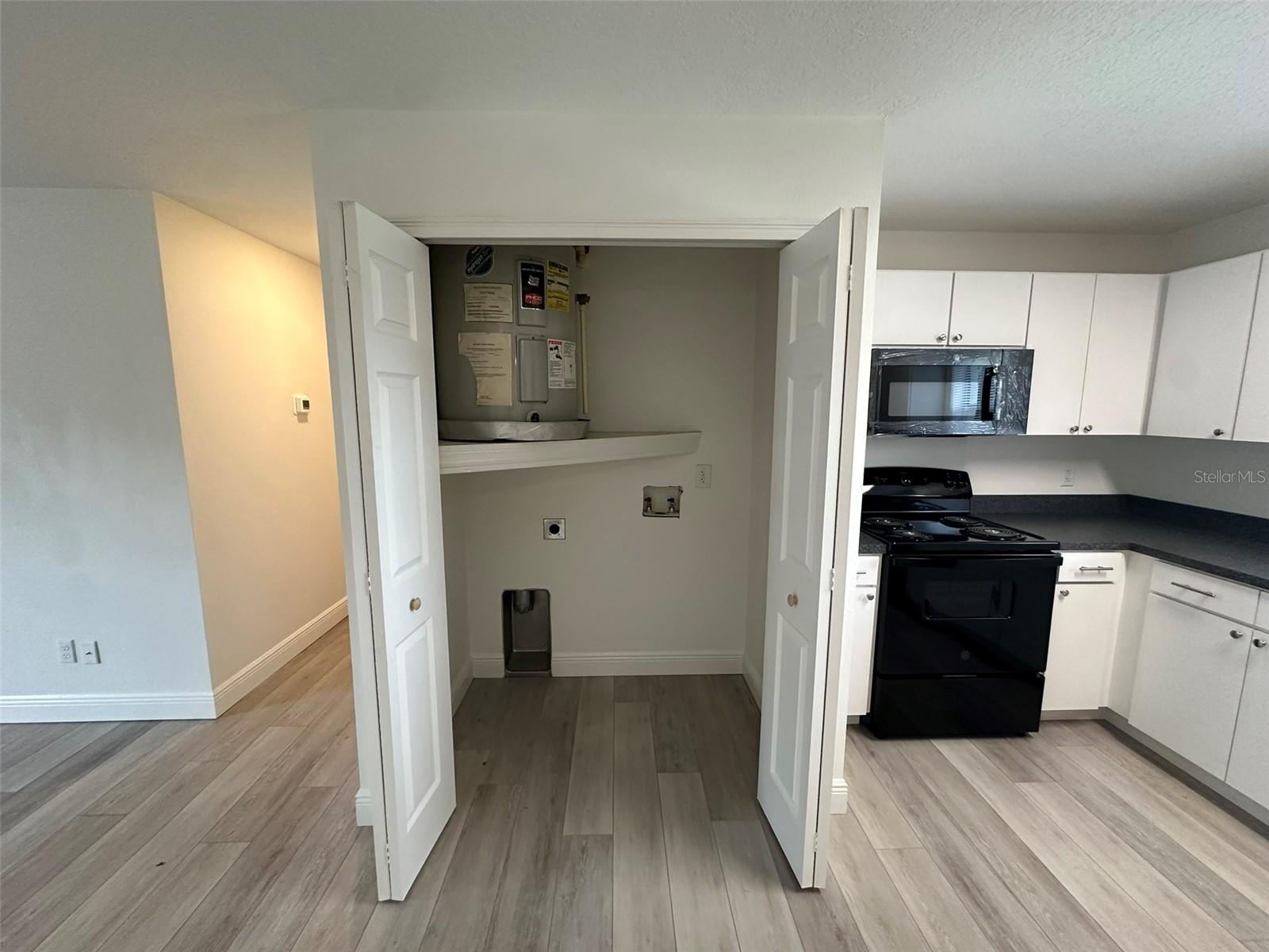 GRANT PARK ADD BLOCKS 36- - Residential Lease