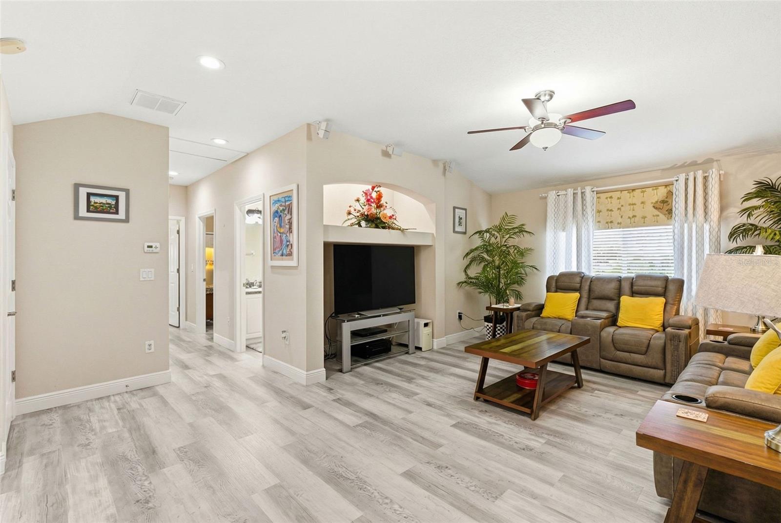 SOUTH FORK UNIT 11 - Residential