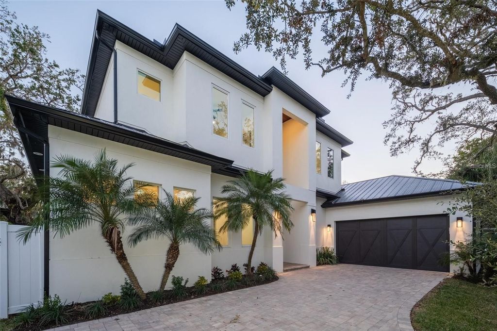 Photo of 2420 Floyd Street, Sarasota, FL 34239 (MLS # A4699366)