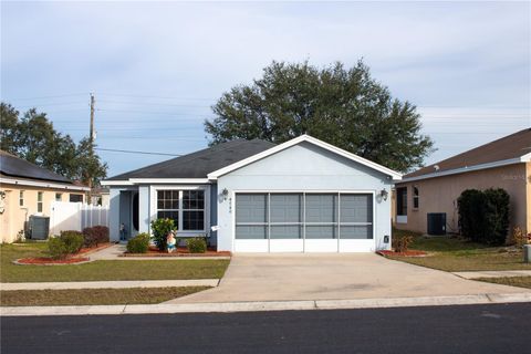 A home in WINTER HAVEN