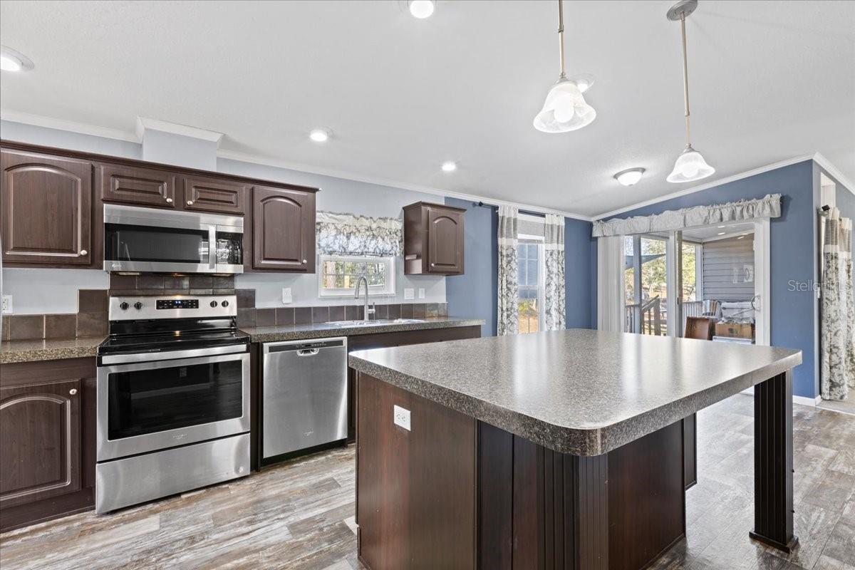 VILLAGE/GREEN THUMBS DEV INC - Residential