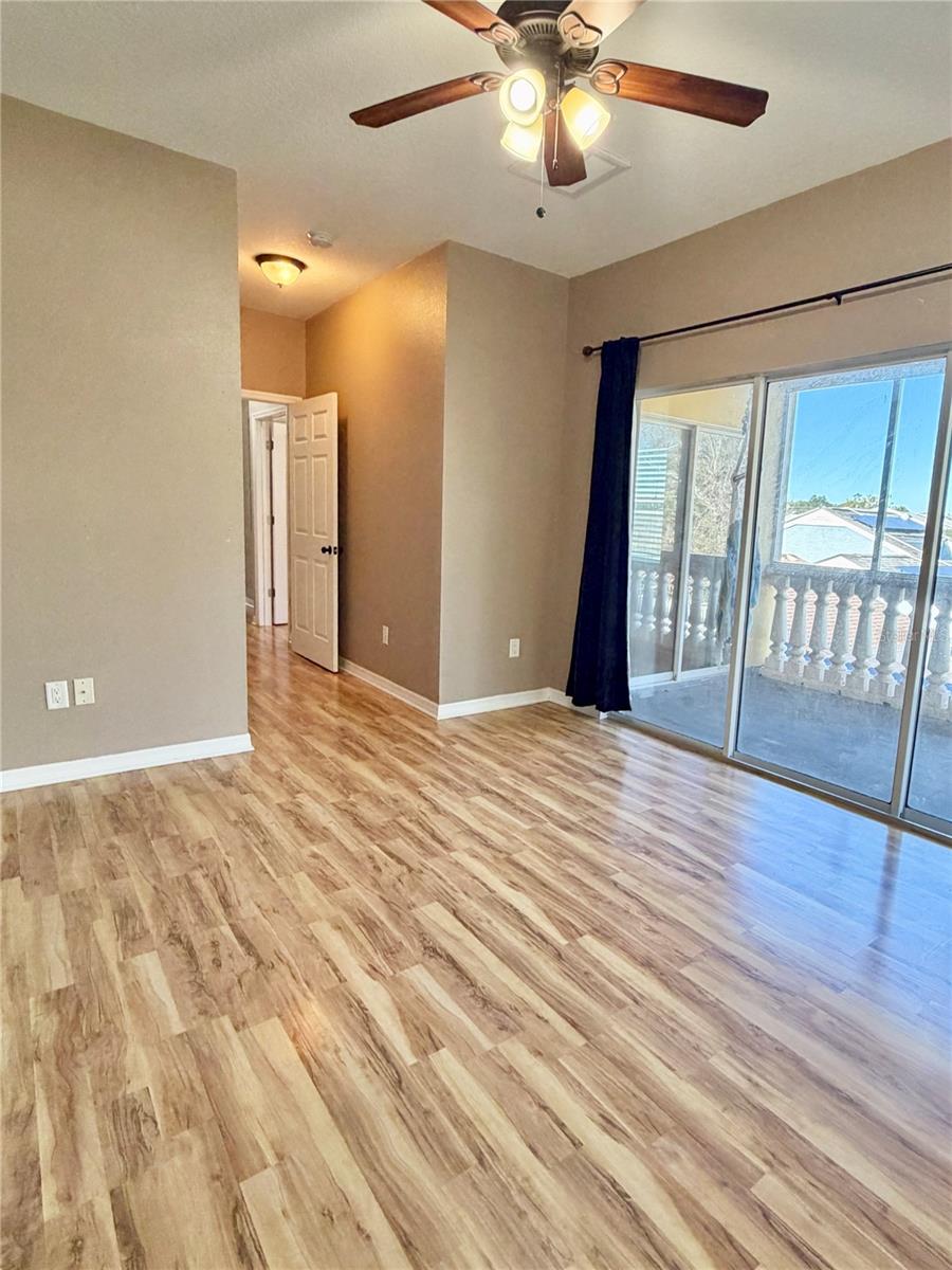 WILLOW LAKE - Residential Lease