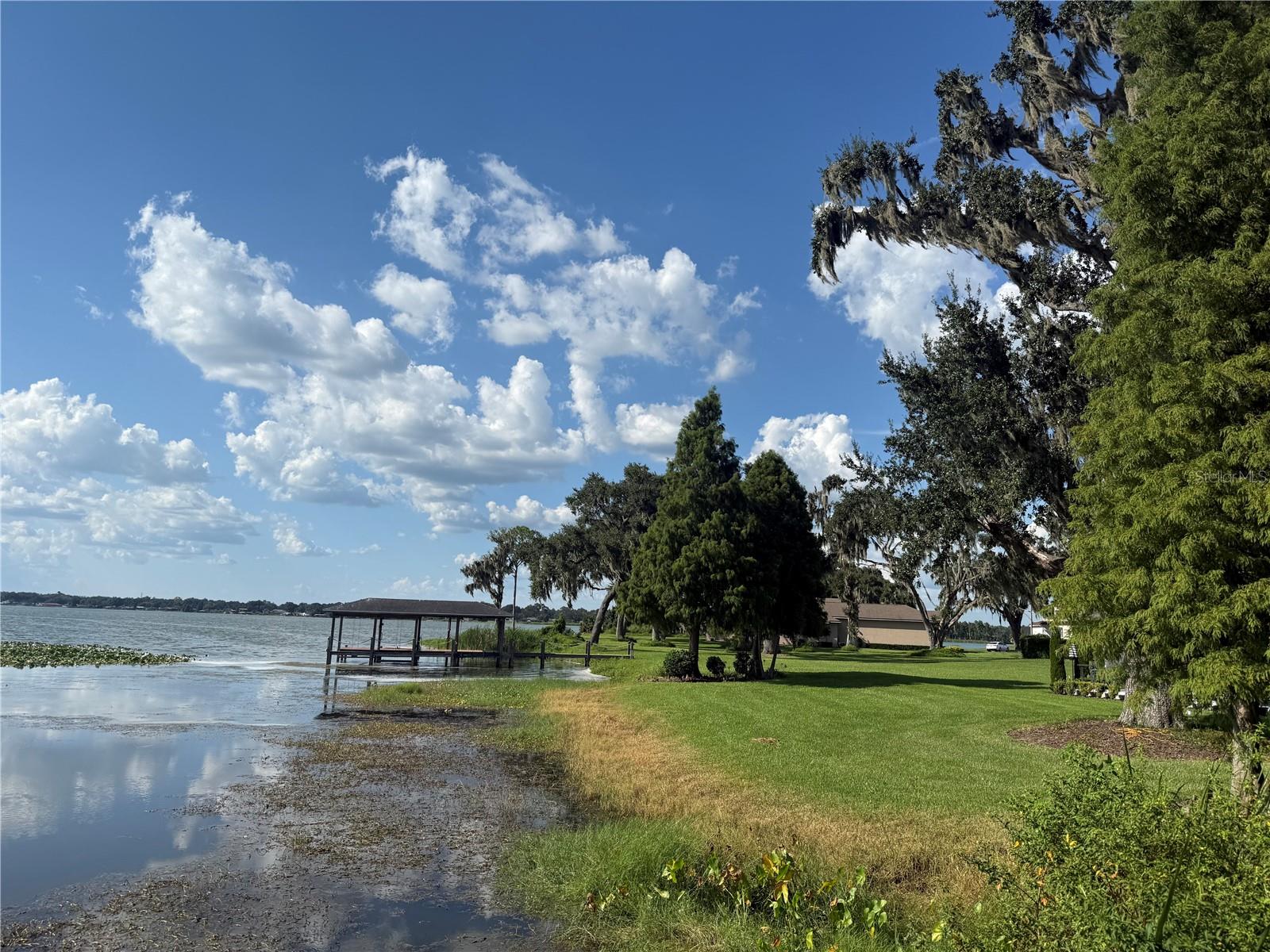 LAKE GIBSON SHORES - Land