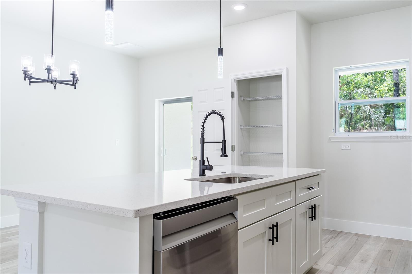 CITRUS SPGS UNIT 06 - Residential