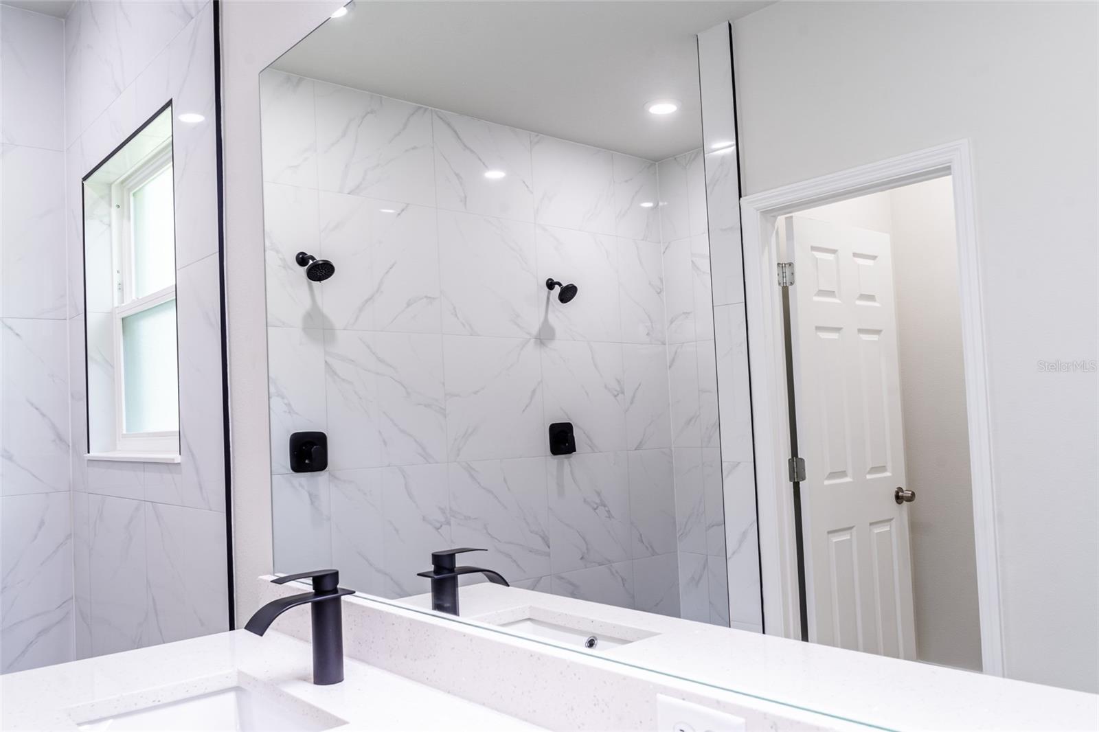 CITRUS SPGS UNIT 06 - Residential