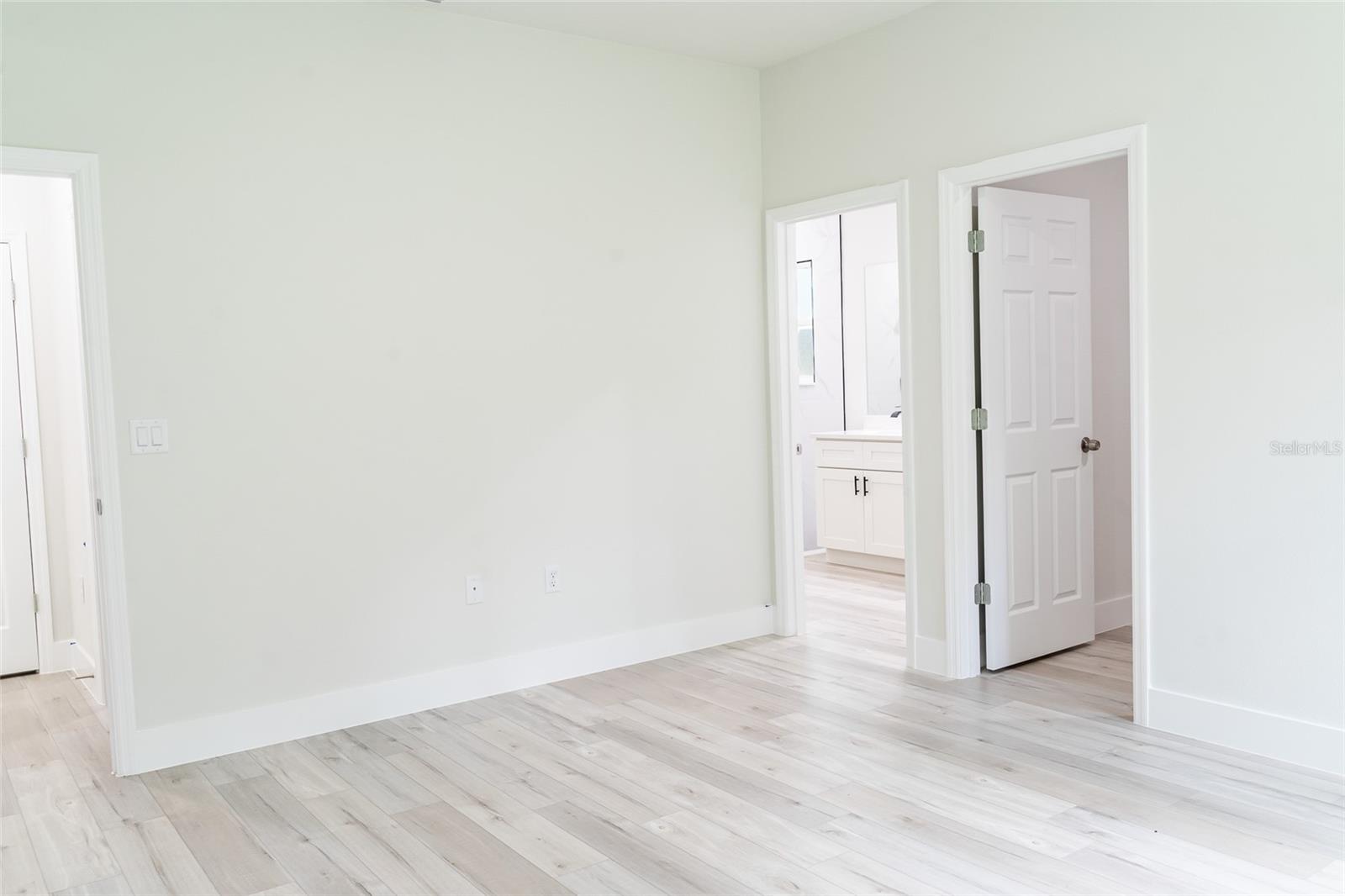 CITRUS SPGS UNIT 06 - Residential