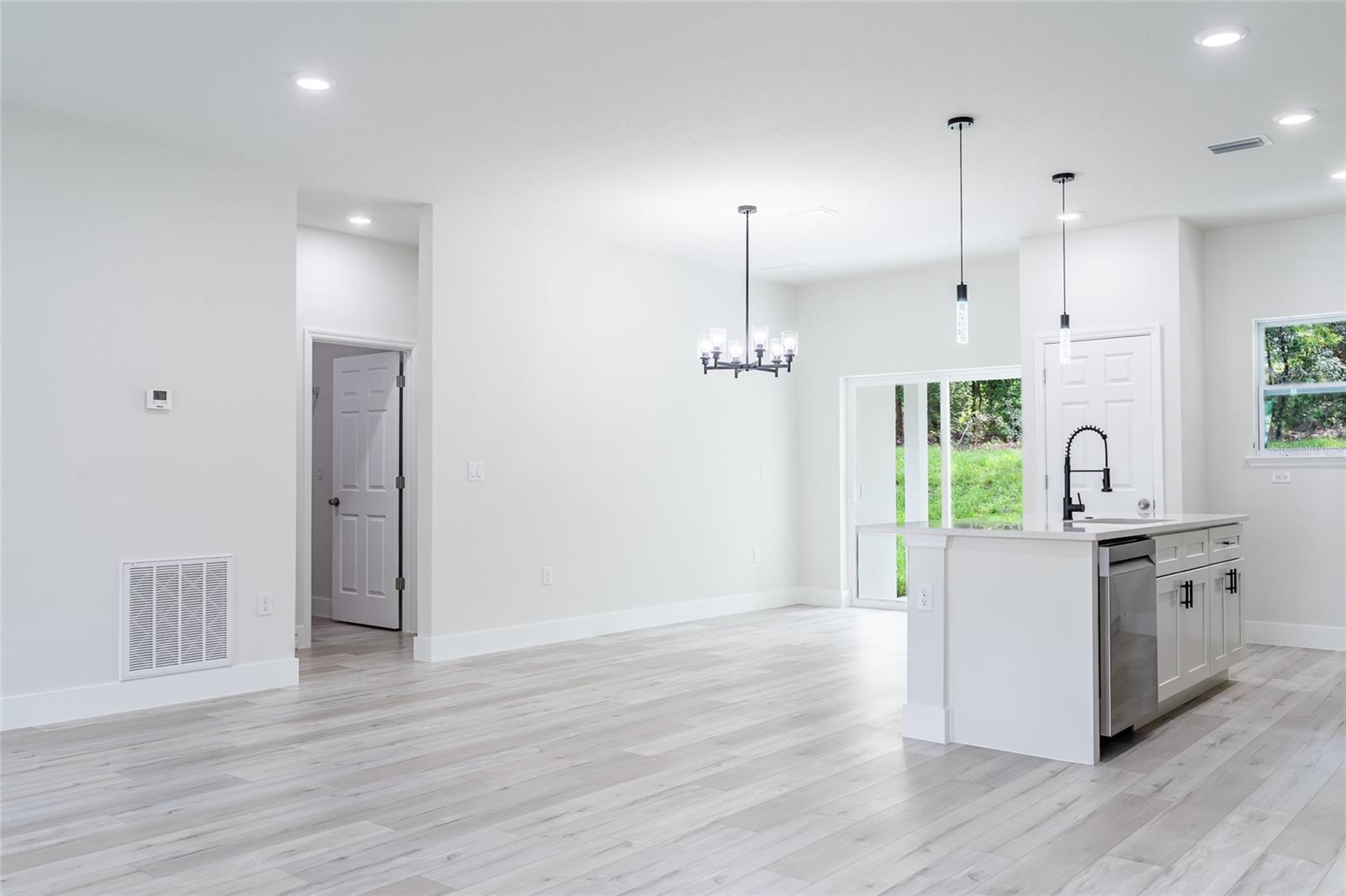 CITRUS SPGS UNIT 06 - Residential