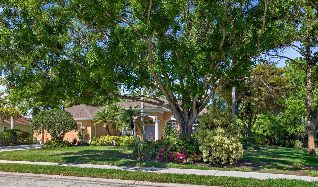 Photo of 7606 Partridge Street, Bradenton, FL 34202 (MLS # A4687505)