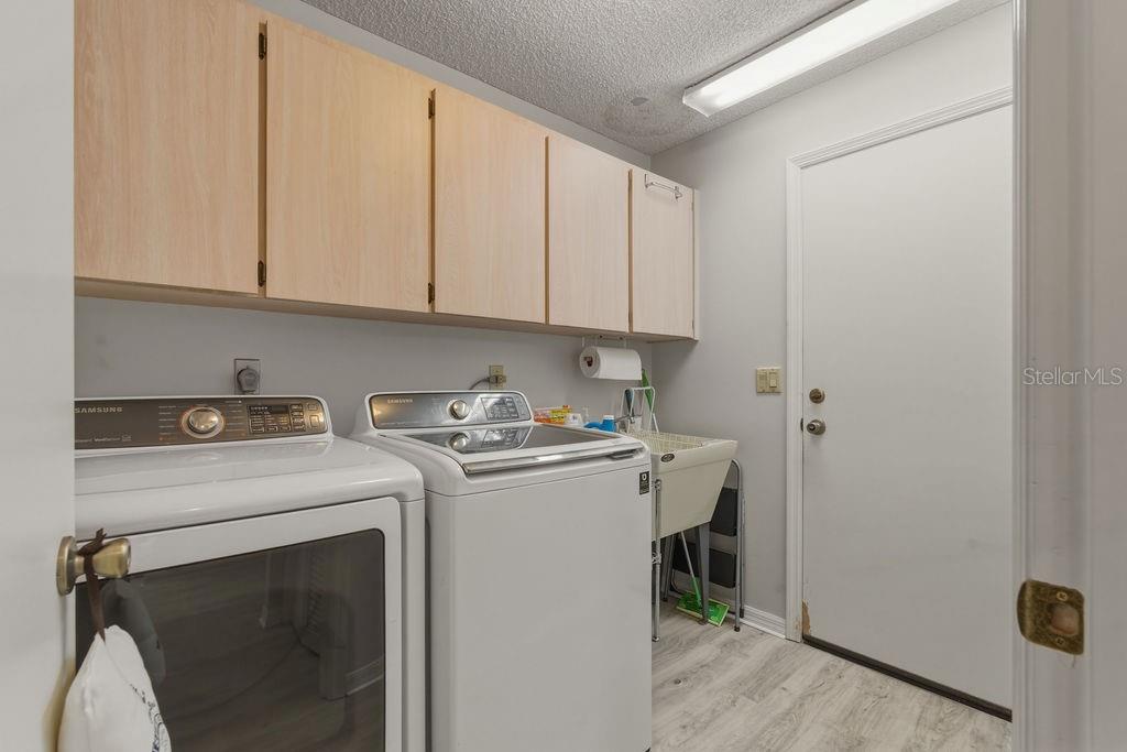 RAINBOW SPGS 01 REP - Residential