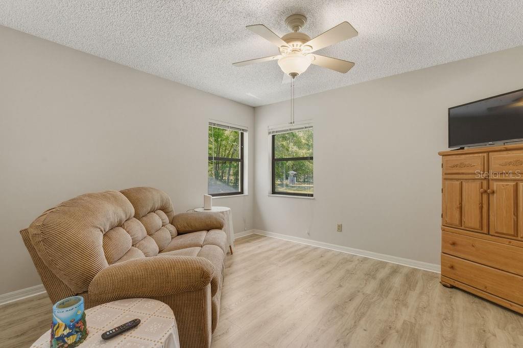 RAINBOW SPGS 01 REP - Residential