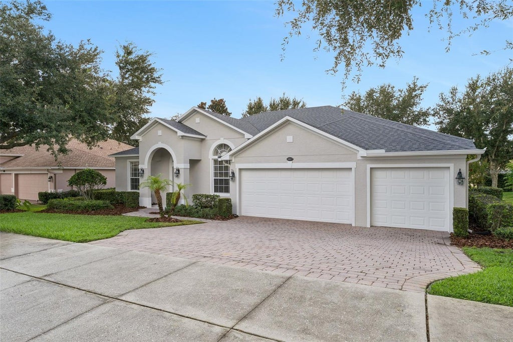Photo of 1017 Harmony Lane, Clermont, FL 34711 (MLS # O6443876)