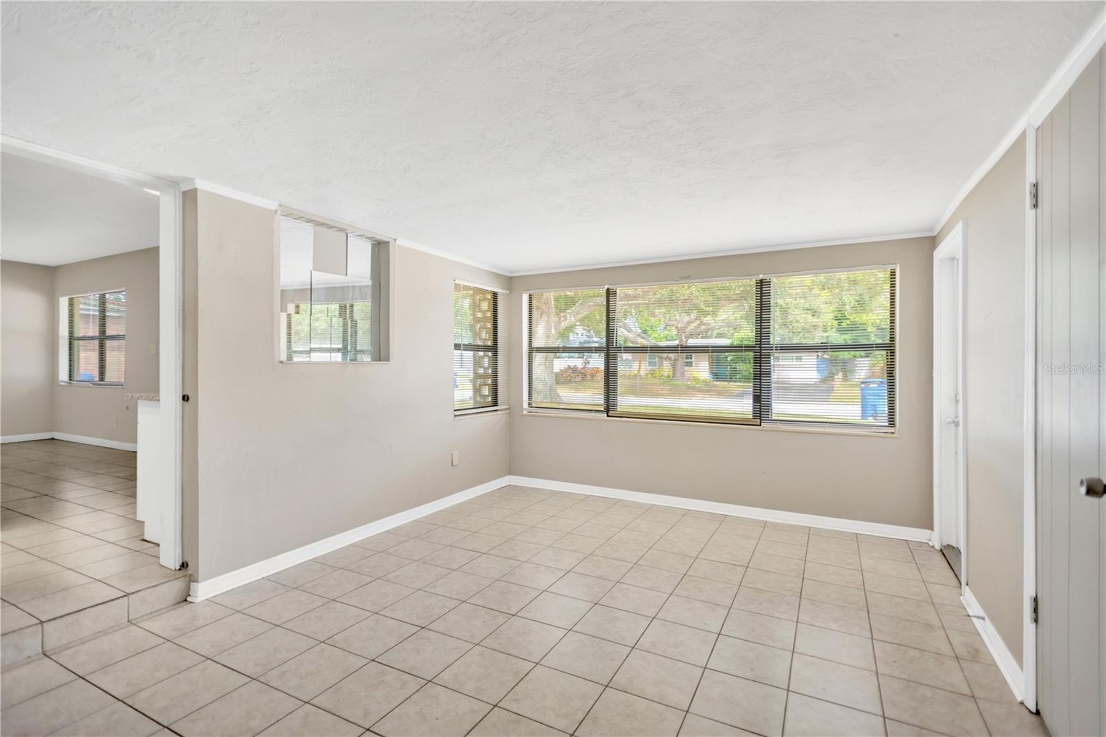MILES PINES - Residential