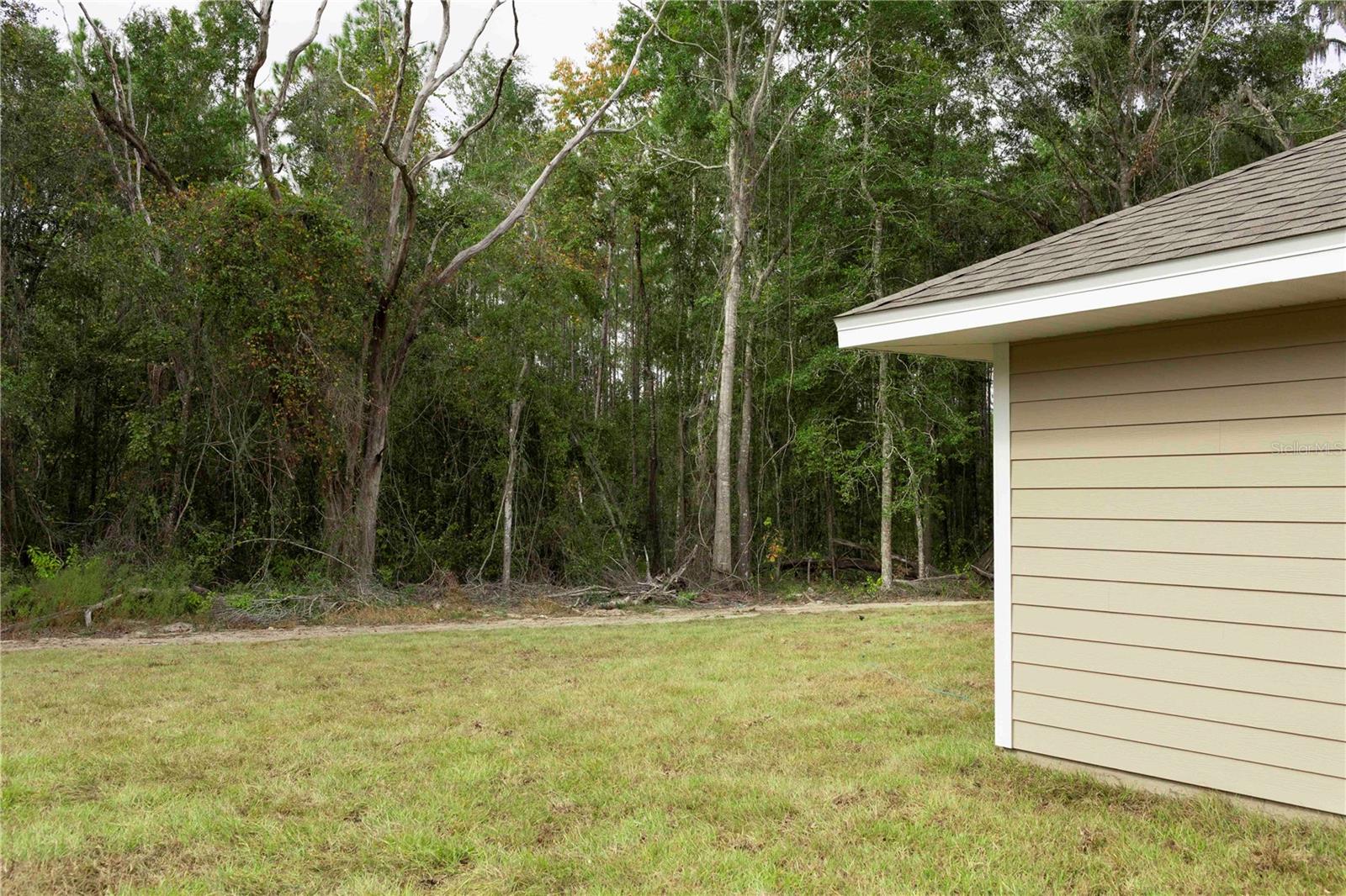 PRESERVE/LAUREL LAKE - Residential