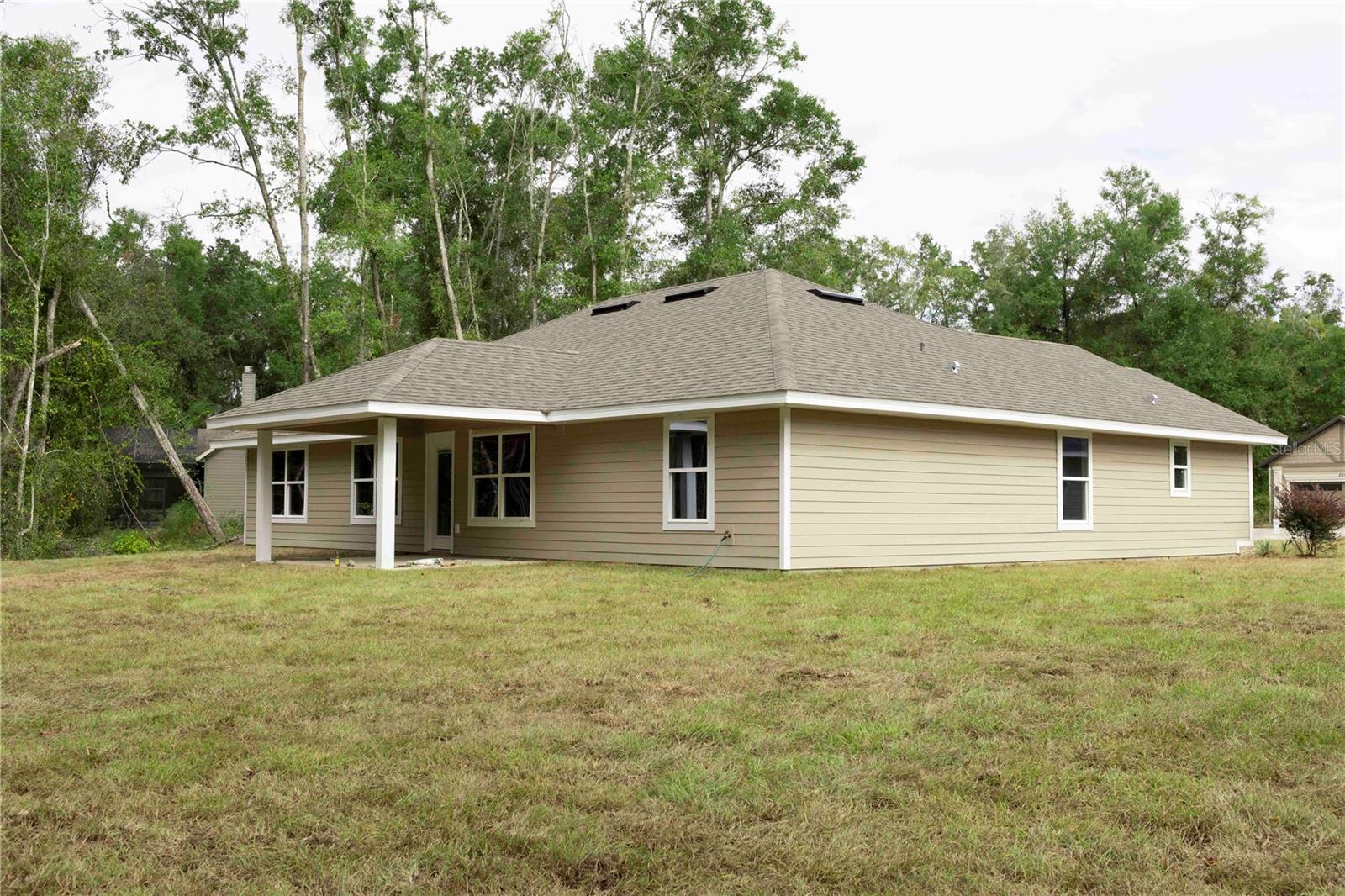 PRESERVE/LAUREL LAKE - Residential